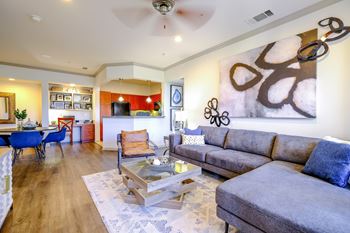 spacious living room at The Falls at Copper Lake Houston apartments for rent